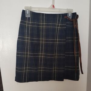 Vintage 90s GAP Mini Skirt Wrap Tie Front Wool Plaid Blue Green Size 4 (35)